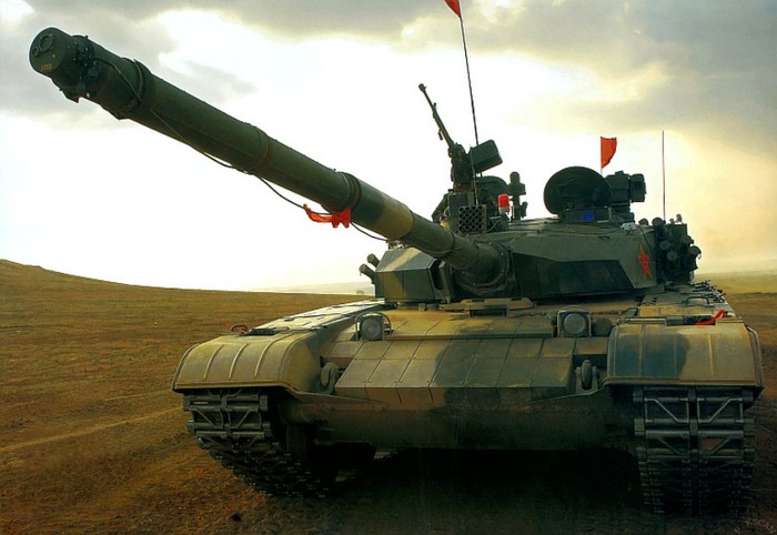 Tháng 4/1978, quân đội Trung Quốc cùng các công ty công nghiệp quốc phòng có một cuộc gặp mặt để đề ra phương hướng phát triển một loại xe tăng mới có đủ khả năng tiêu diệt được T-72. ẢNH: Tăng Type-99 của Lục quân Trung Quốc